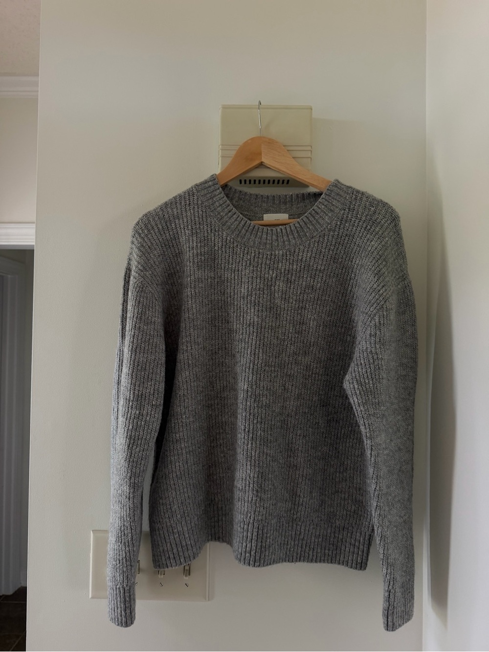 Women’s Grey Ribbed Crewneck Sweater